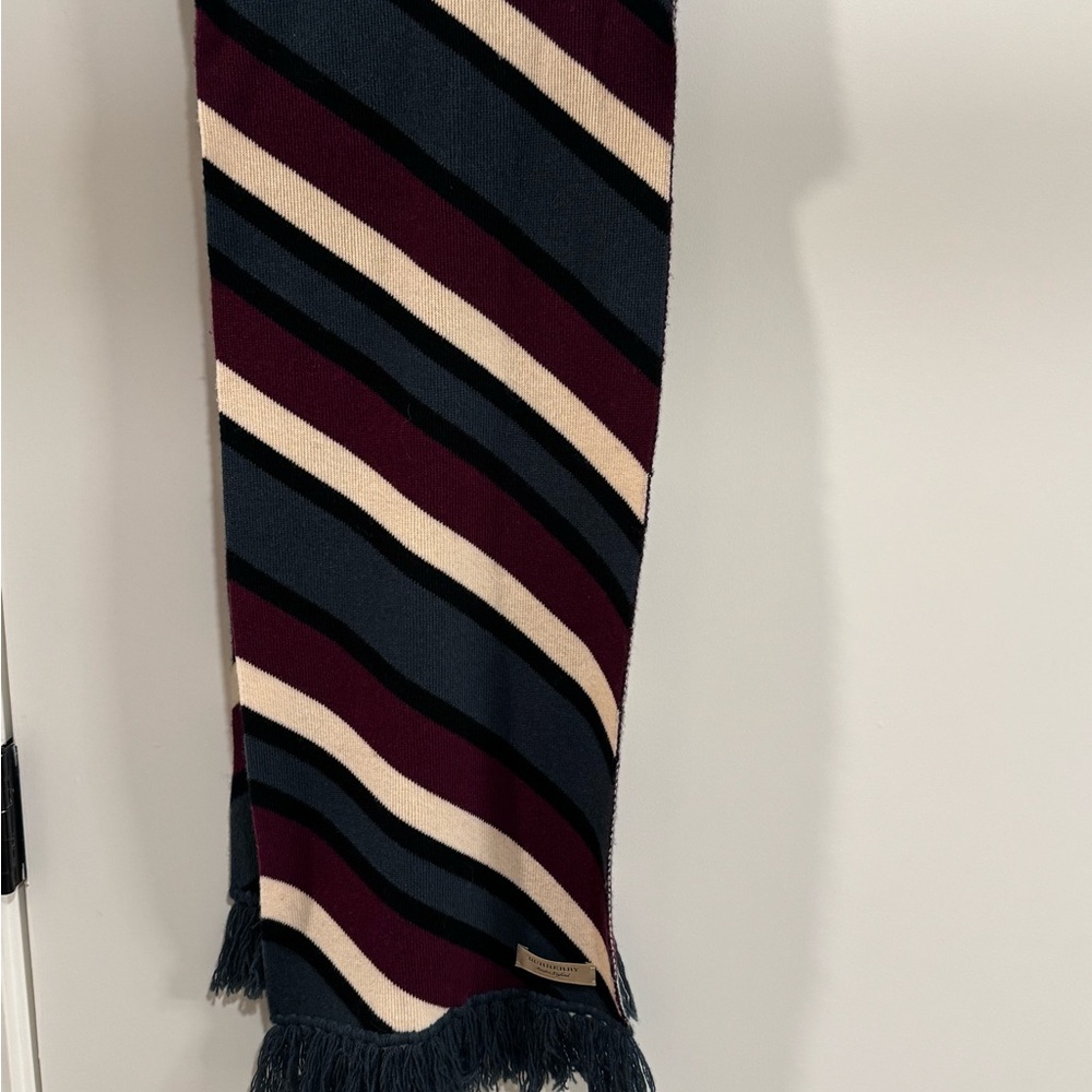 Christmas Vibe - Burberry Burgundy and Green Striped Cashmere Scarf - Picture 5 of 7